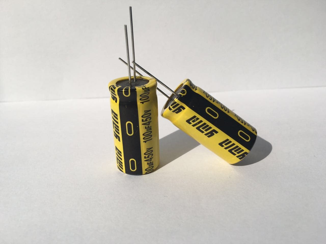 Aluminum Capacitor for Charging Pile 10000 hours at 105_